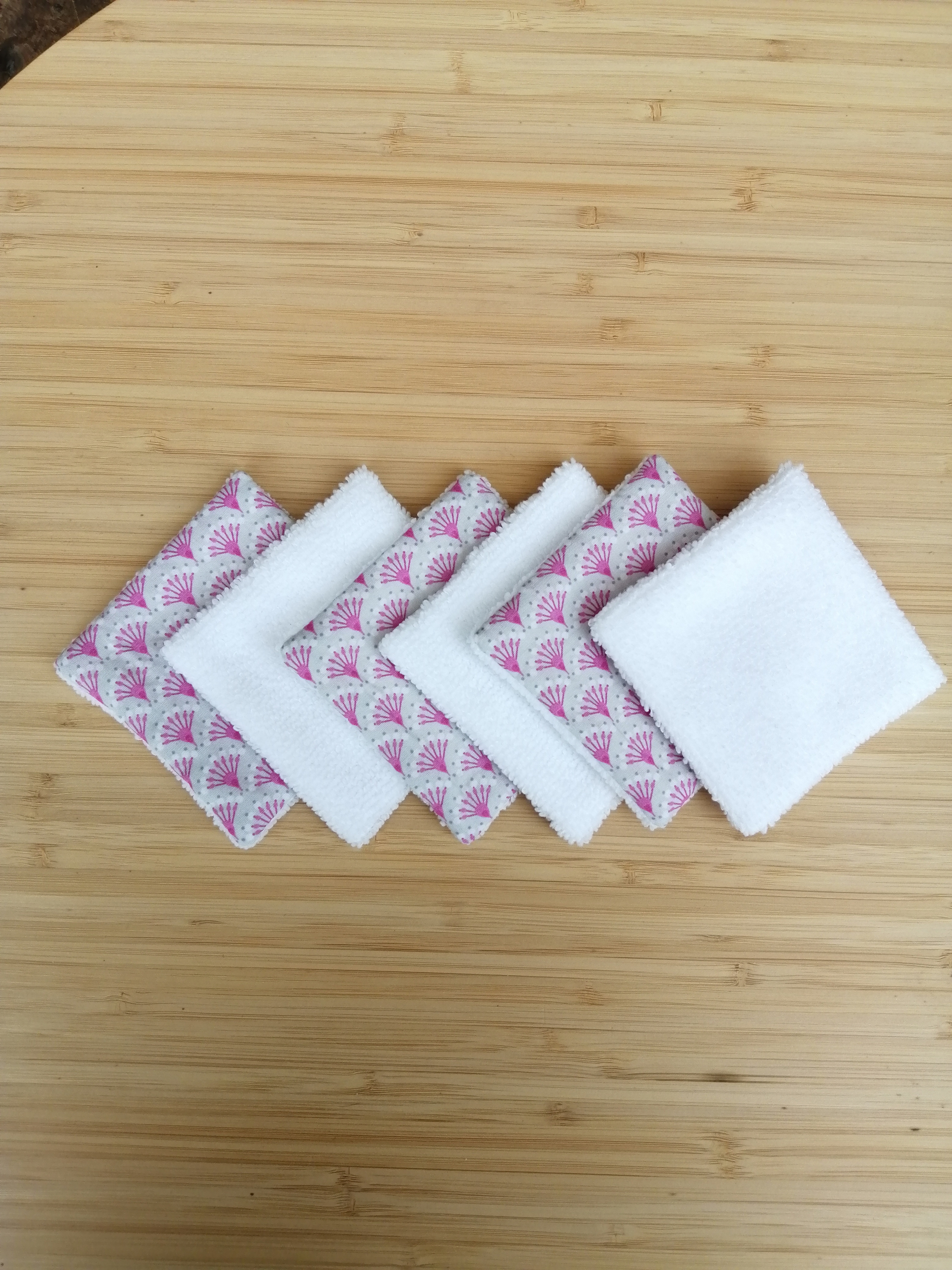 Lingettes-eventail-rose-2