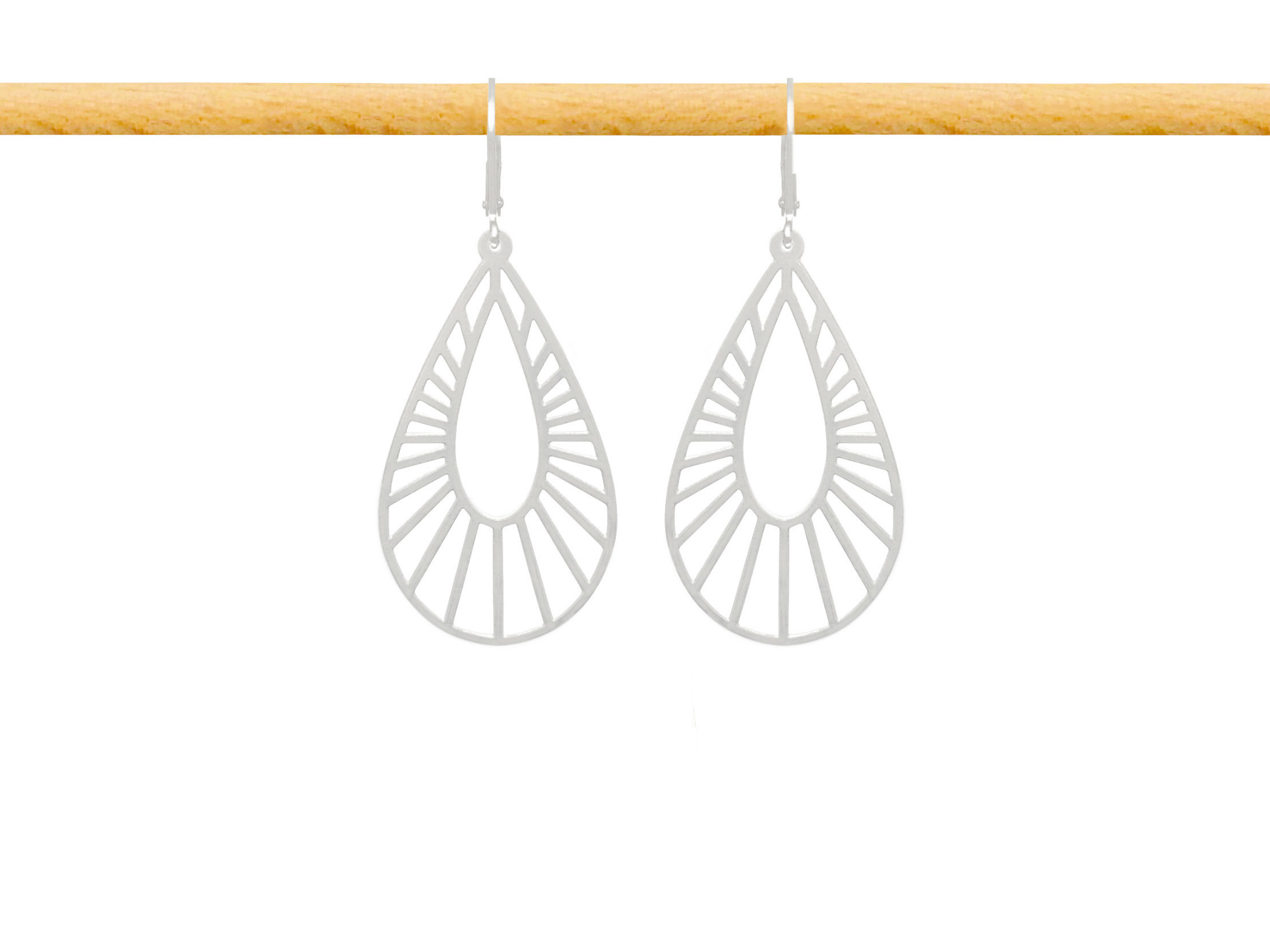 Boucles d'oreilles FATINE dormeuses acier inoxydable argent pendentif goutte graphique-minimaliste-bohème- MARJANE et Cie