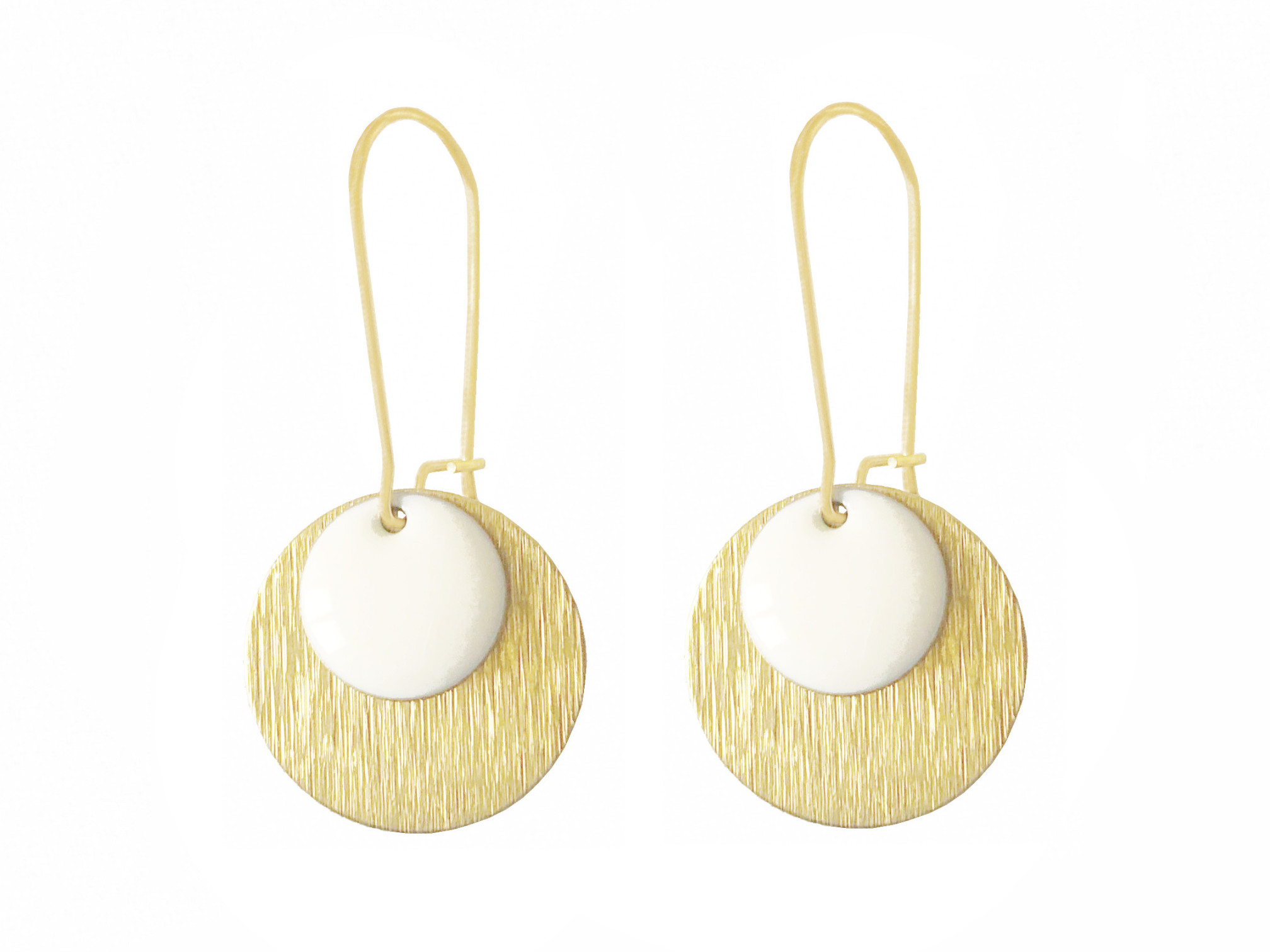 Boucles doreilles KHATOUN2 pendantes acier inoxydable doré or sequin émaillé rond blanc minimaliste