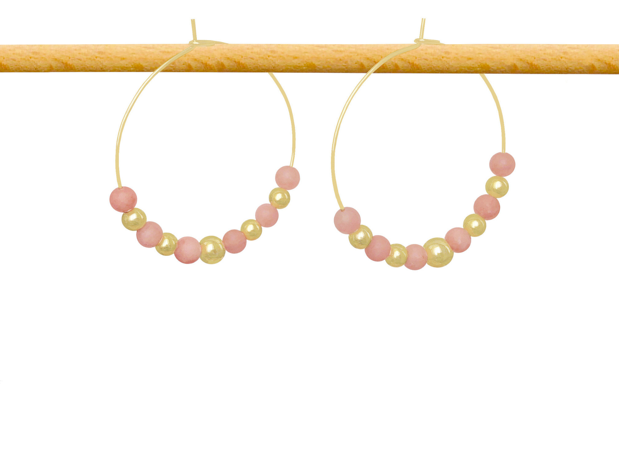 Boucles d'oreilles ADJOUA grandes créoles dorées or perles naturelles semi précieuses jade rose-minimaliste-bohème- MARJANE et Cie