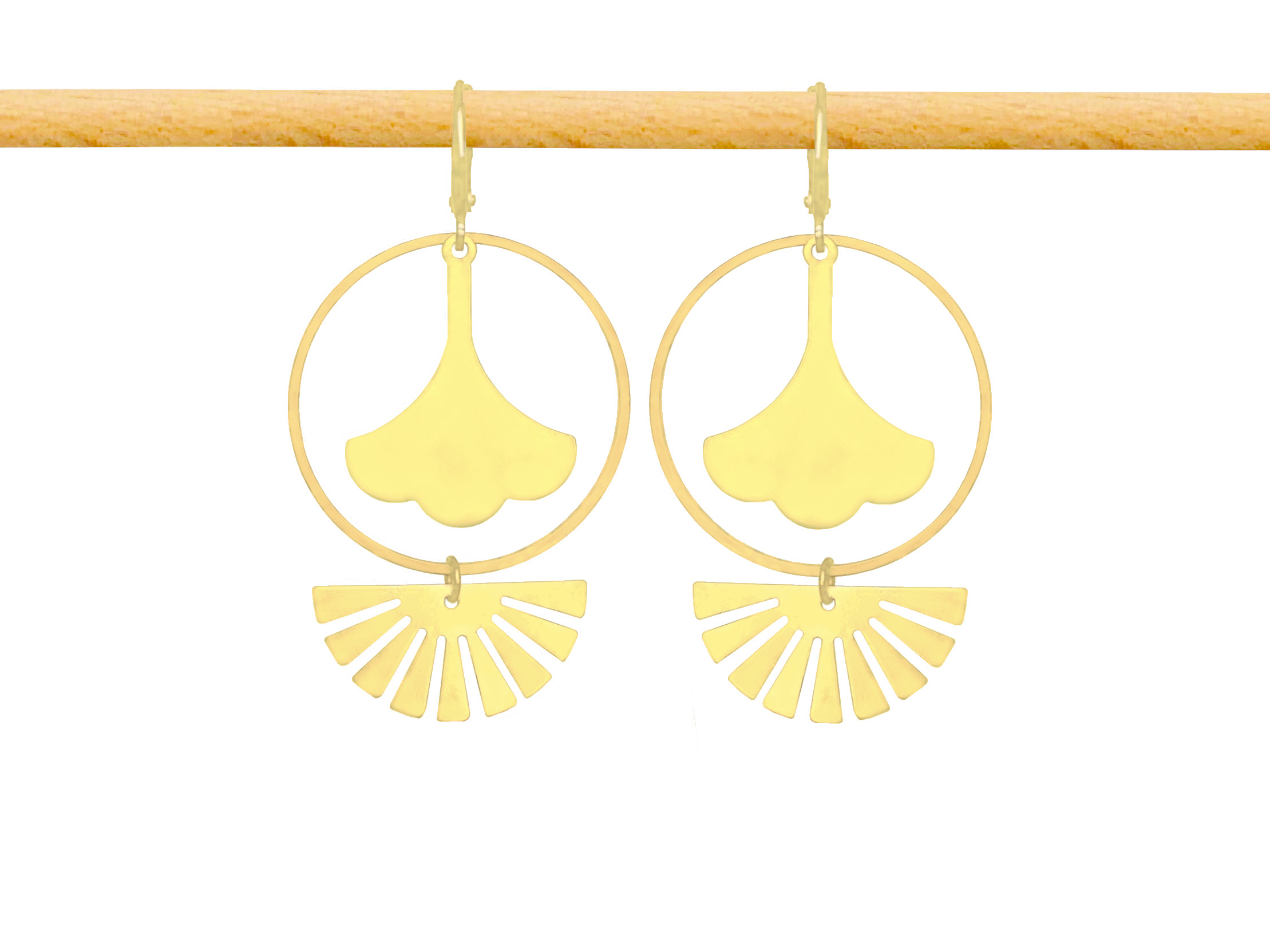 Boucles d'oreilles MAHTA laiton or doré pendantes graphique pendentif rond ginkgo -minimaliste-bohème - MARJANE ET Cie