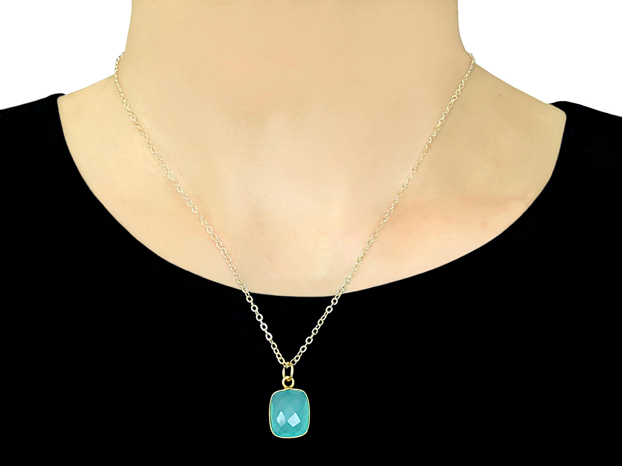 Collier INAYA doré or fin pendentif pierre naturelle calcédoine aqua bleue minimaliste