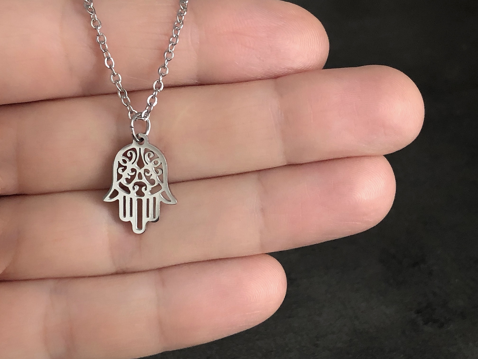 Collier TAFUST acier inoxydable argent Main de Fatma Fatima Khamsa Hamsa