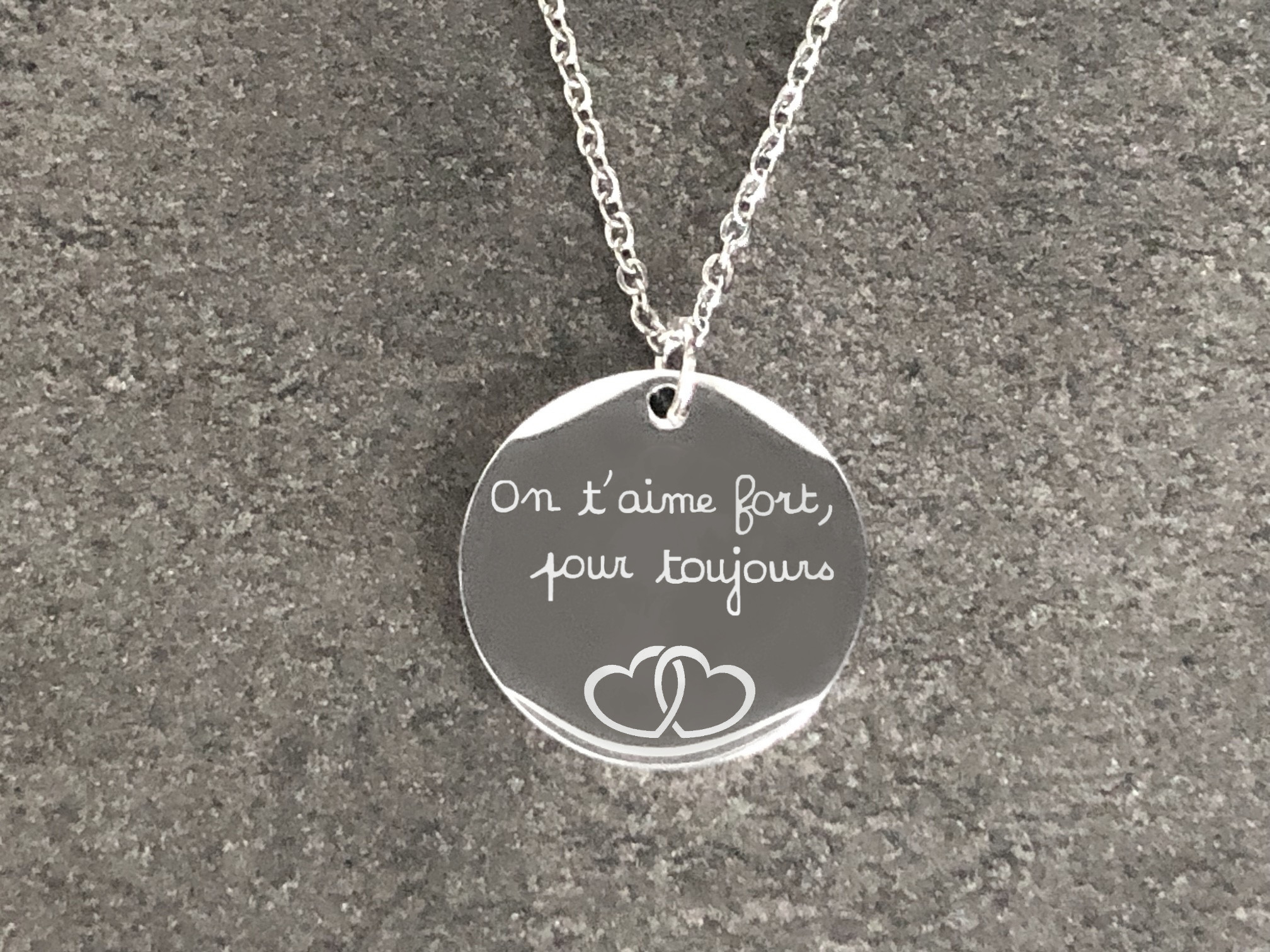 Collier ASMA1 acier inoxydable argenté breloque médaille gravure - MARJANE et Cie