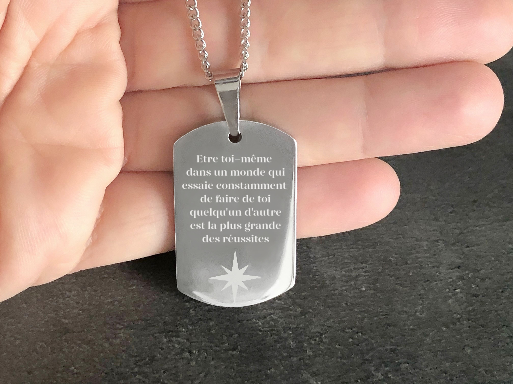Collier KAMIL3 homme acier inoxydable argent médaille militaire gravée personnalisable message - MARJANE et Cie