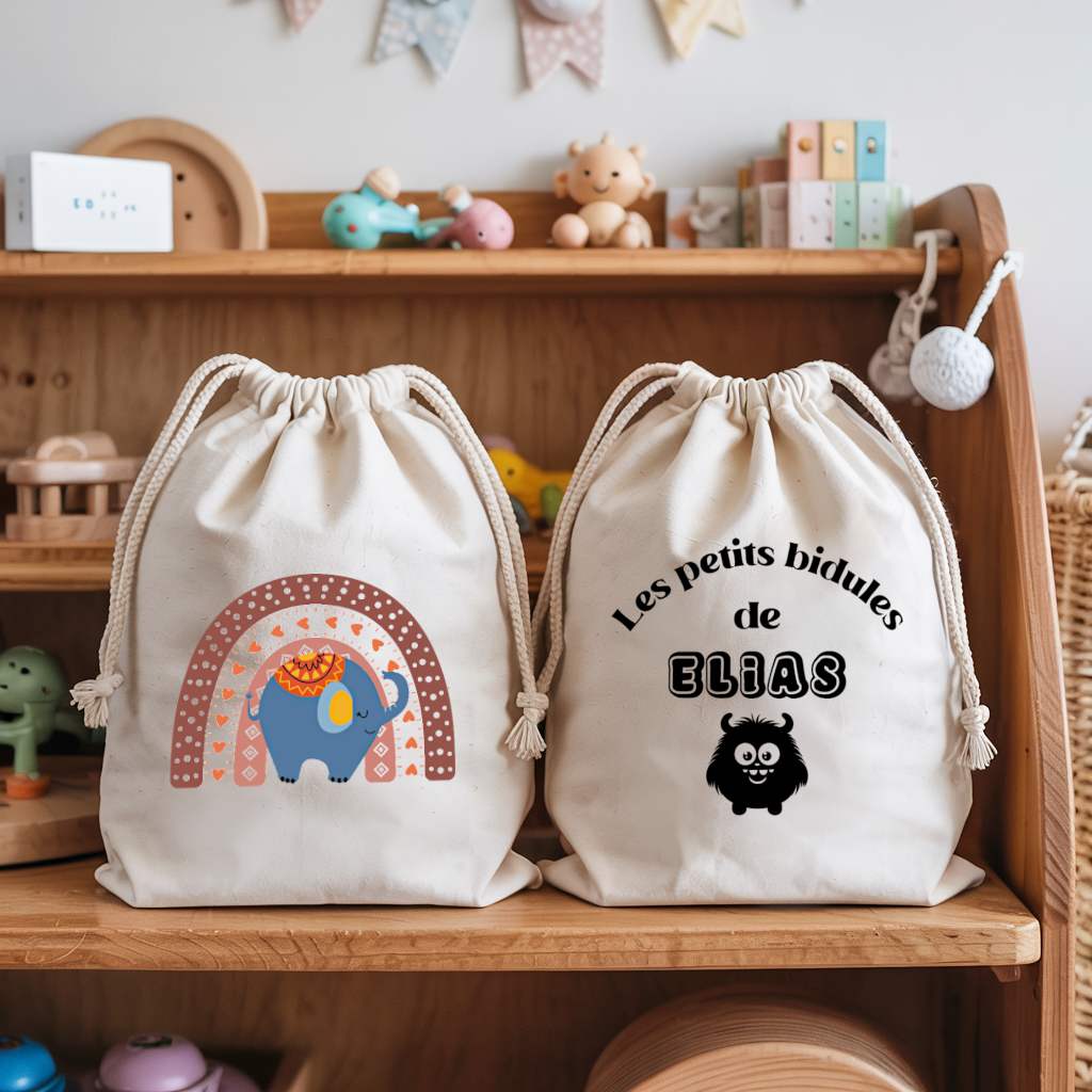 Sac pochon bébé personnalisé face éléphant et arc en ciel et face prénom en coton avec flocage, cadeau naissance - MARJANE et Cie