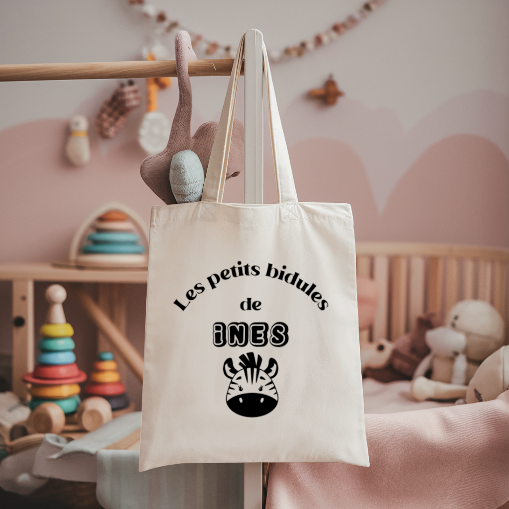 Tote bag bébé personnalisé Compagnons d’aventure face prénom et zèbre, coton, flocage couleur - MARJANE et Cie