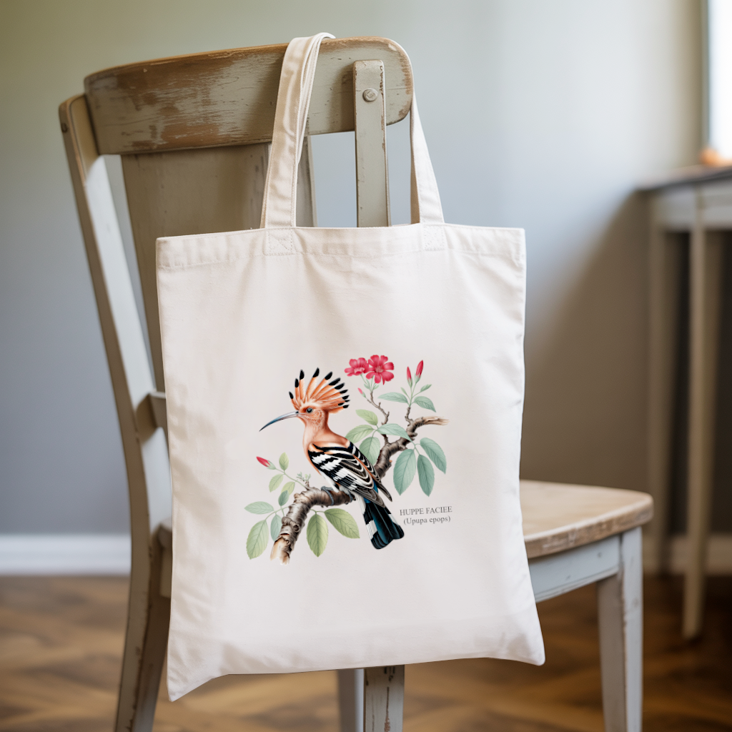 Tote bag femme recto avec illustration couleur d’un oiseau huppe faciée suspendu à une chaise - dessin naturaliste détaillée - MARJANE et Cie