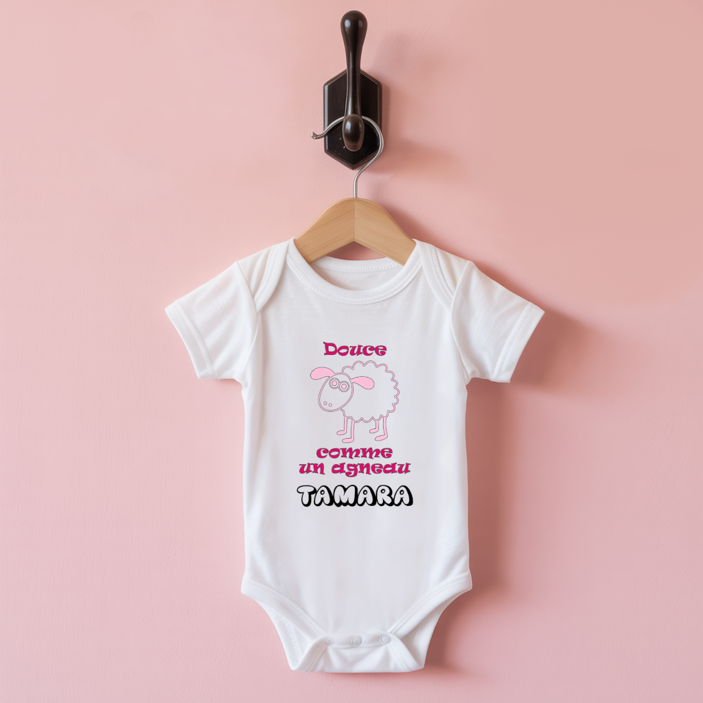 Body bébé personnalisable avec mouton et message sur cintre, cadeau naissance - MARJANE et Cie