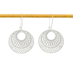 Boucles d'oreilles FARIZA longues pendantes pendentif filigrane rond mandala acier inoxydable argent-minimaliste-bohème- MARJANE et Cie