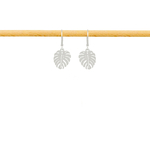 Boucles d'oreilles SOUMEYA dormeuses acier inoxydable argent pendentif feuille monstera deliciosa-minimaliste-bohème- MARJANE et Cie