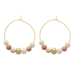 Boucles doreilles KINANE créoles dorées perles semi précieuses aventurine couleur beige rose minimaliste