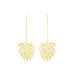 Boucles doreilles HAJAR longues dorées or pendentif feuille de Monstera deliciosa minimaliste