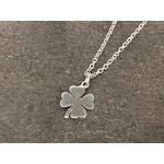 Collier ARIKA acier inoxydable argent breloque trèfle à quatre feuilles