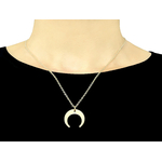 Collier KAMAR doré or pendentif croissant de lune-minimaliste