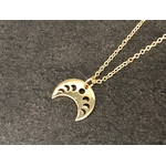 Collier NEDJMA doré or pendentif croissant de lune-ras du cou