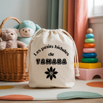 Sac pochon bébé personnalisé Girafe rayonnante face prénom et fleur, coton, flocage couleur - MARJANE et Cie