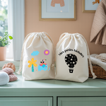 Sac pochon bébé personnalisable Eléphant bleu et toucan et texte en coton avec flocage couleur, écoresponsable - MARJANE et Cie