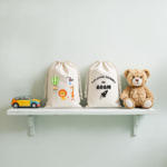 Sac pochon bébé personnalisable Lion et compagnie et texte en coton avec flocage couleur, écoresponsable - MARJANE et Cie