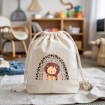 Sac pochon bébé personnalisable lion et arc en ciel en coton avec flocage, cadeau naissance- MARJANE et Cie