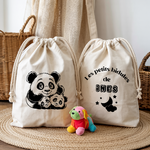 Sac pochon bébé personnalisé recto famille panda et verso prénom en coton avec flocage couleur - MARJANE et Cie