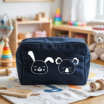 Trousse bébé personnalisée lapin et koala adorables en toile recyclée bleu marine avec flocage blanc - MARJANE et Cie
