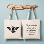 Tote bag femme monochrome avec abeille aux ailes déployées et citation de Victor Hugo, double face floquée - MARJANE et Cie