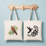 Tote bag femme avec illustration naturaliste d’un faucon crécerelle et au verso un oiseau colibri en monochrome noir – MARJANE et Cie