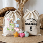 Sac pochon bébé personnalisé recto famille de dinosaures et verso prénom en coton avec flocage couleur - MARJANE et Cie