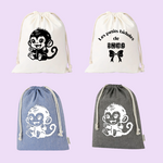 Sac pochon bébé personnalisé singe rieur et prénom en coton avec flocage, coloris disponibles - MARJANE et Cie