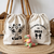 Sac pochon bébé personnalisé recto girafe sage et verso prénom en coton avec flocage couleur - MARJANE et Cie