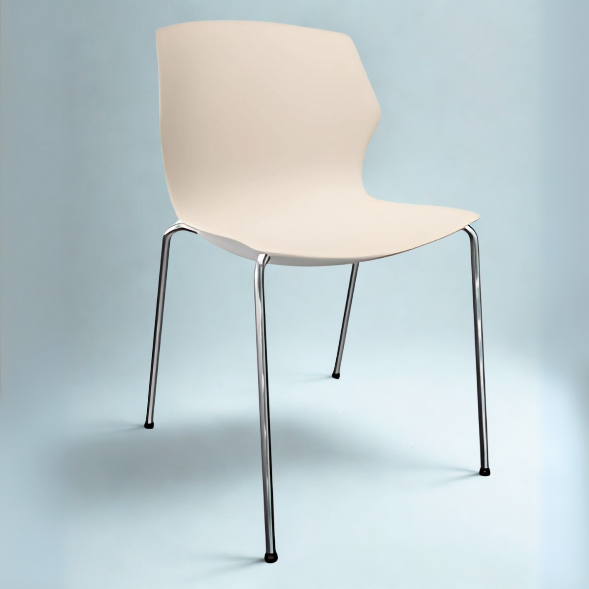 Chaise professionnelle empilable polyvalente