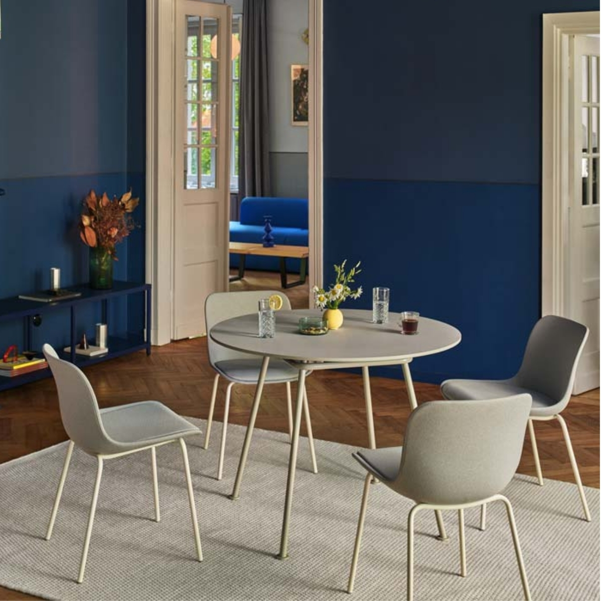 Chaise_réunion_tapissée_simple_assise_rembourrée