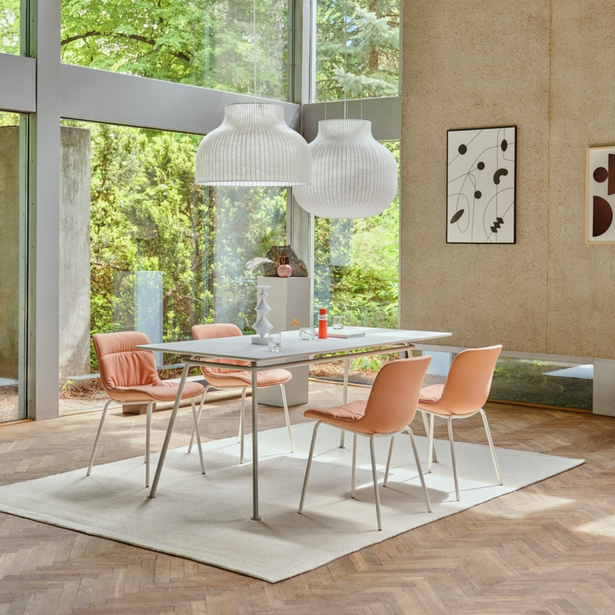 Chaise_réunion_rembourrée_piètement_métallique_bureau