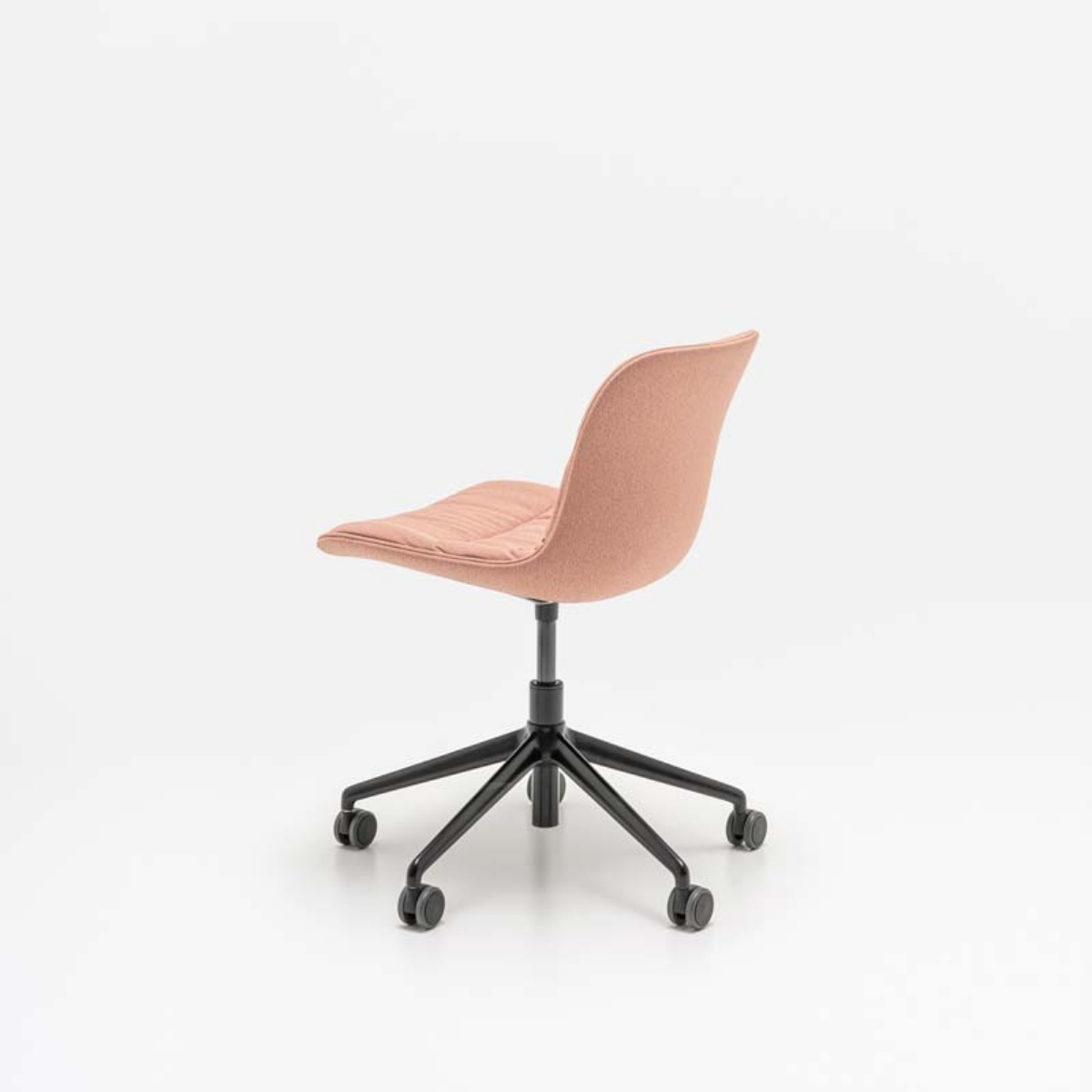 Chaise_rembourrée_réglable_en_hauteur_bureau
