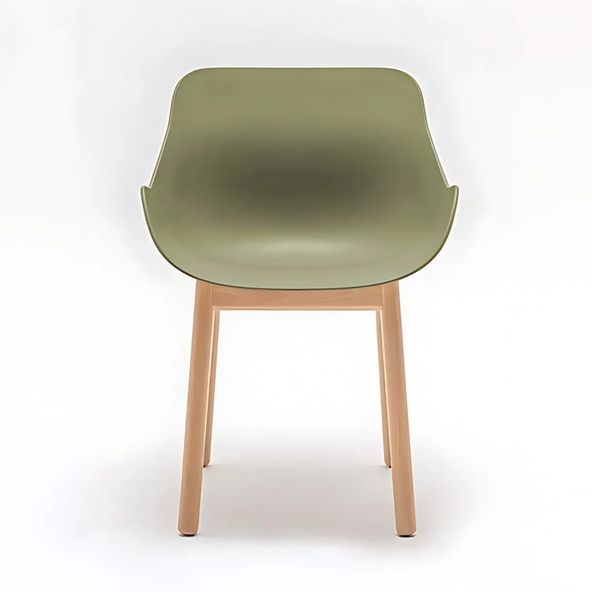 Fauteuil de réunion en plastique piètement en bois massif