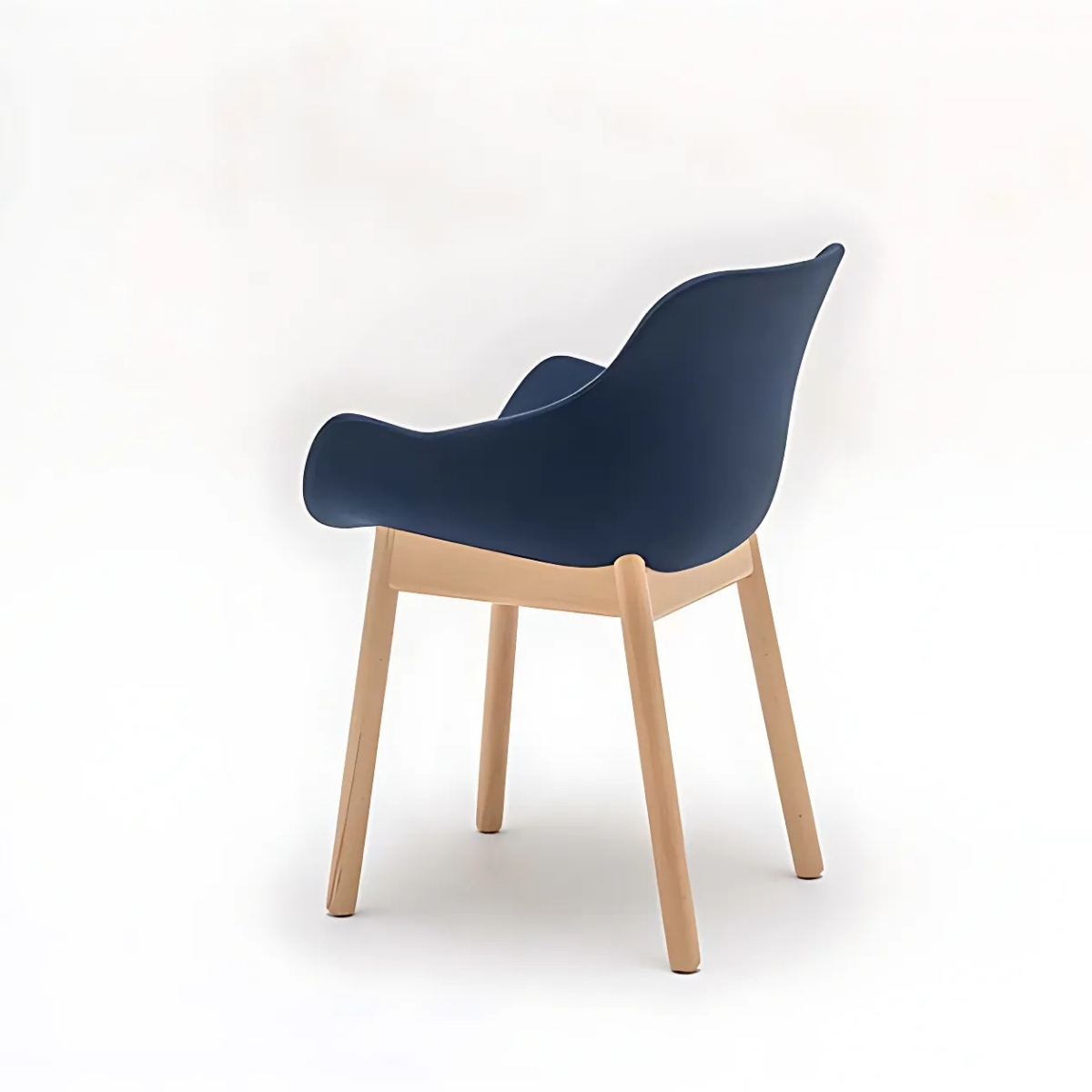 Fauteuil_réunion_tapissé_piètement_bois_design
