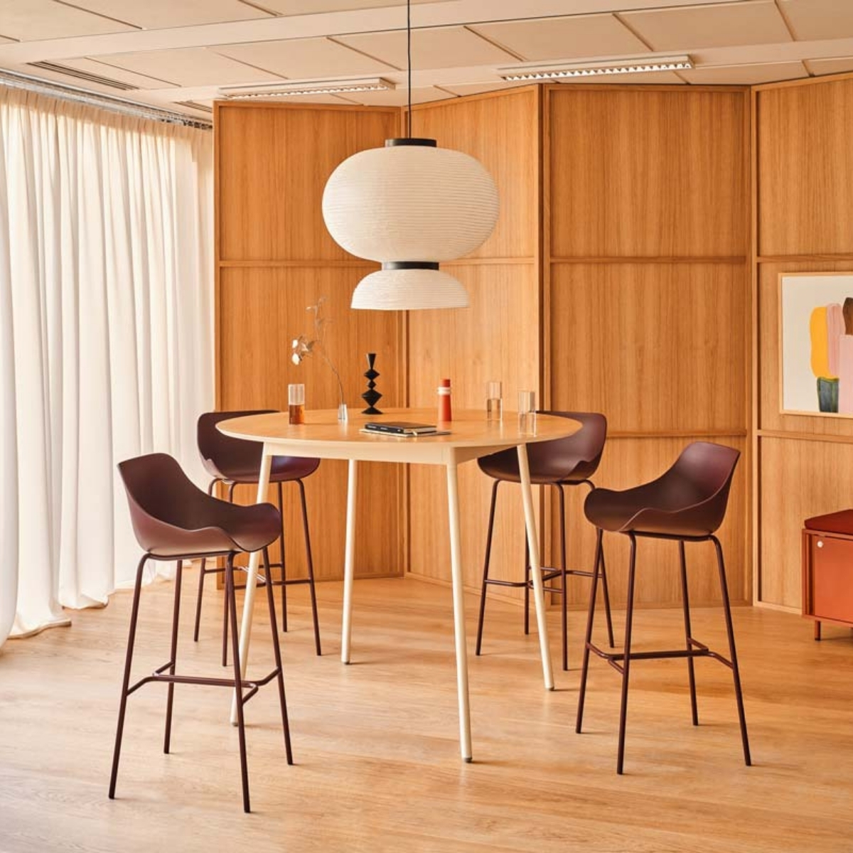Chaise_haute_bureau_plastique_entreprise