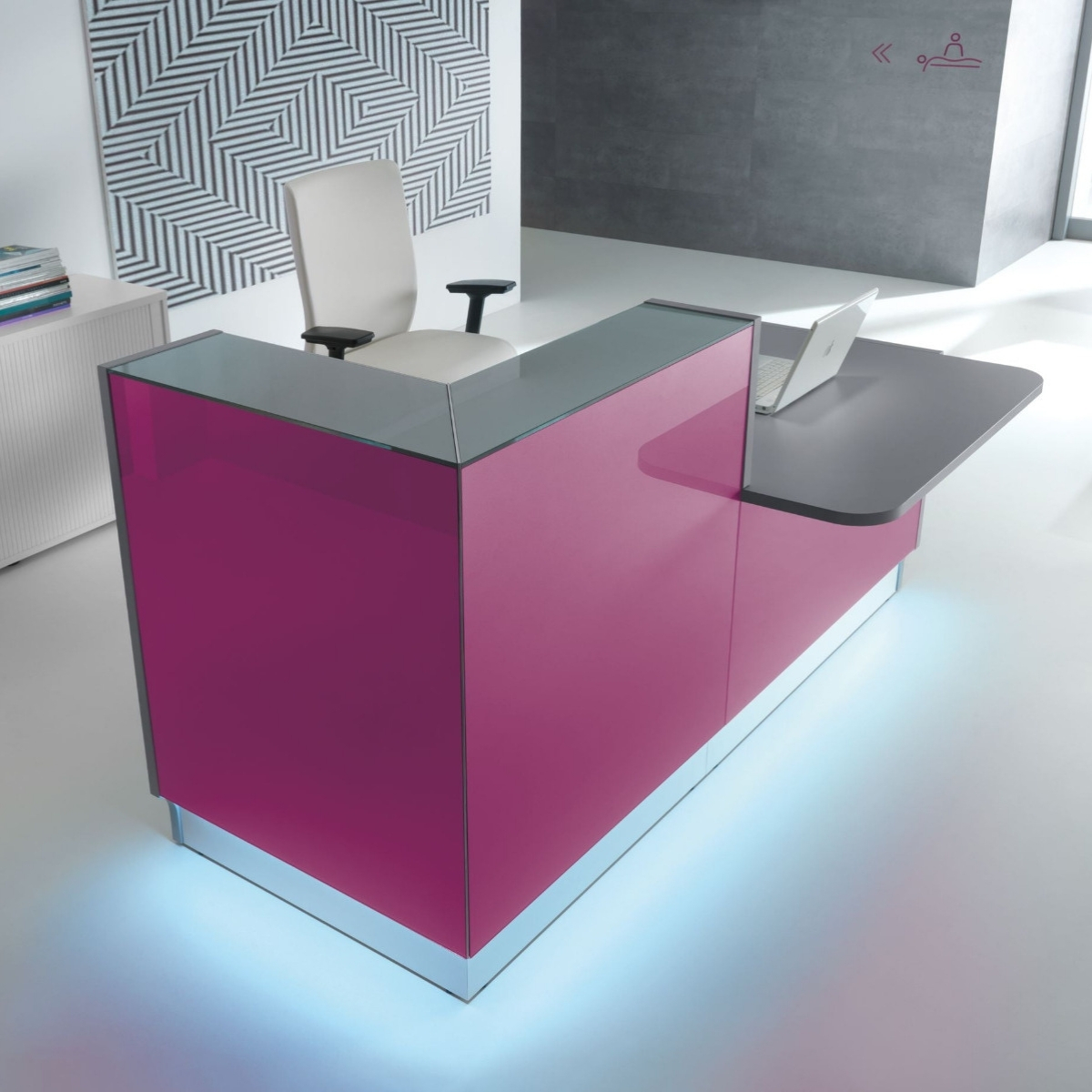 Banque_accueil_verre_accès_PMR_colorée