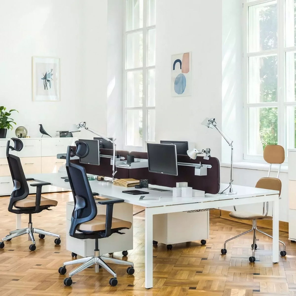 Bureau bench 4 postes avec piètement arche métallique