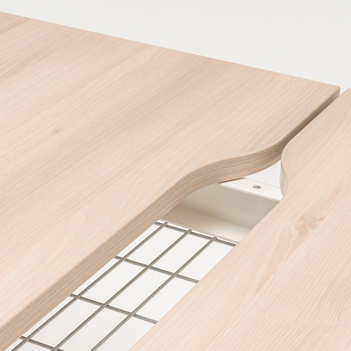 Bureau_bench_4_postes_arche_métal_passage_câble