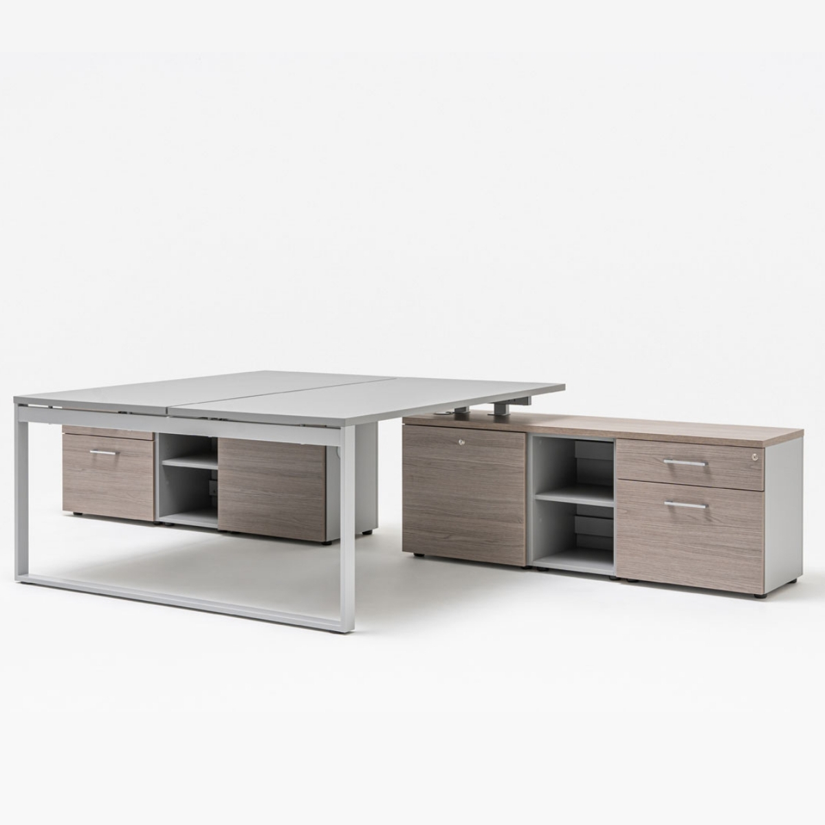 Bureau partagé 2 postes avec grands rangements sécurisés intégrés