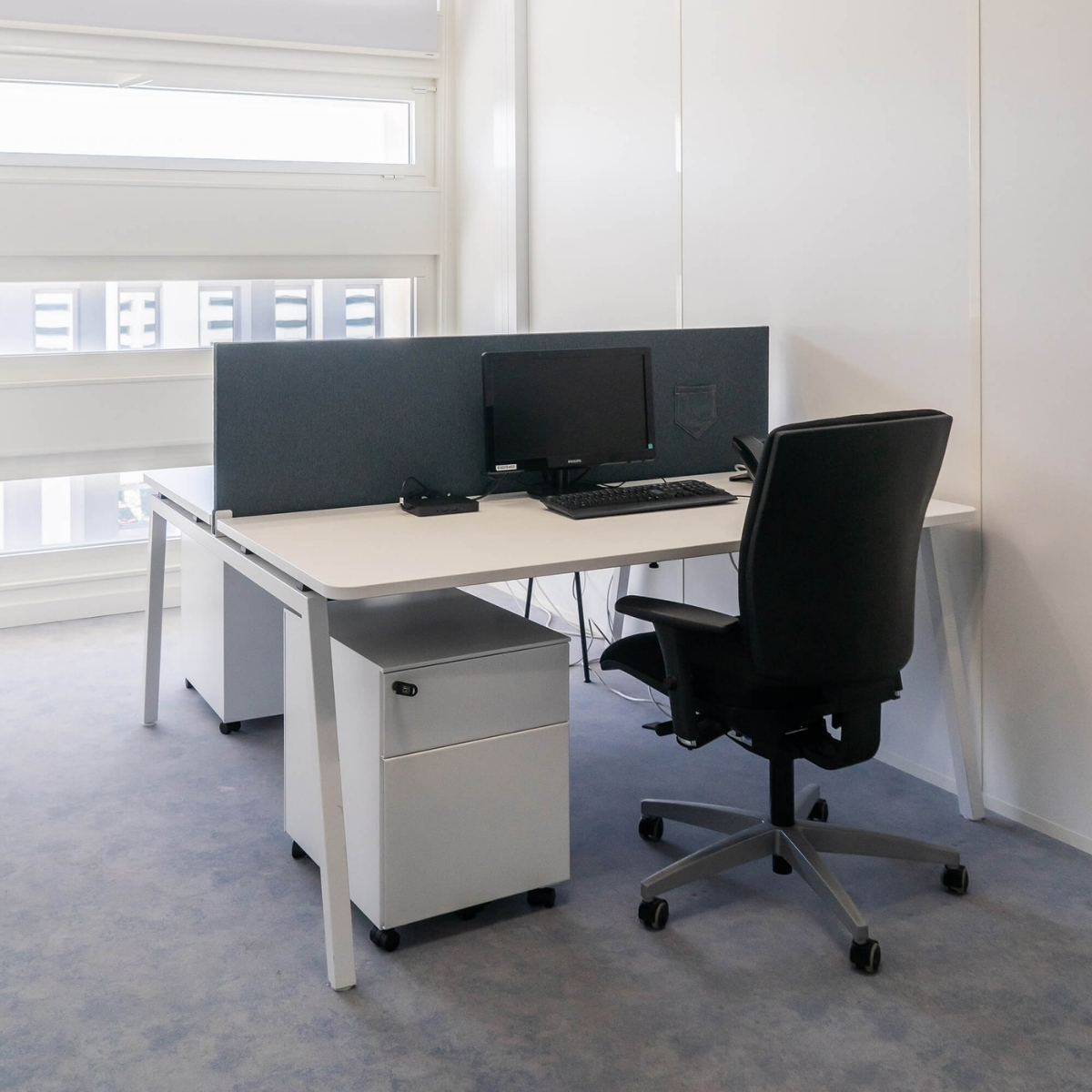 Bureau_bench_2_places_plateau_coulissant_made_in_france