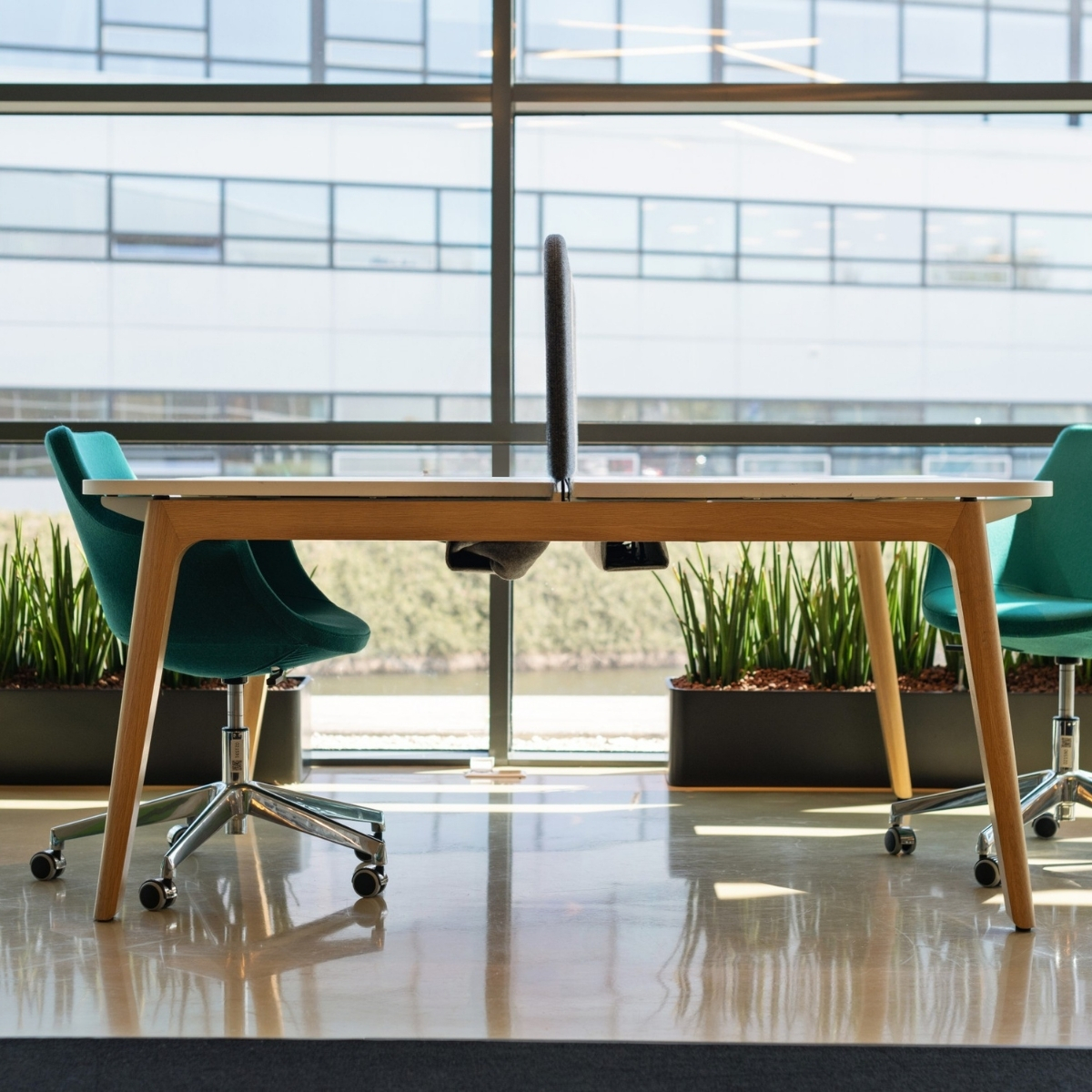 Bureau_open_space_2_places_scandinave_économique