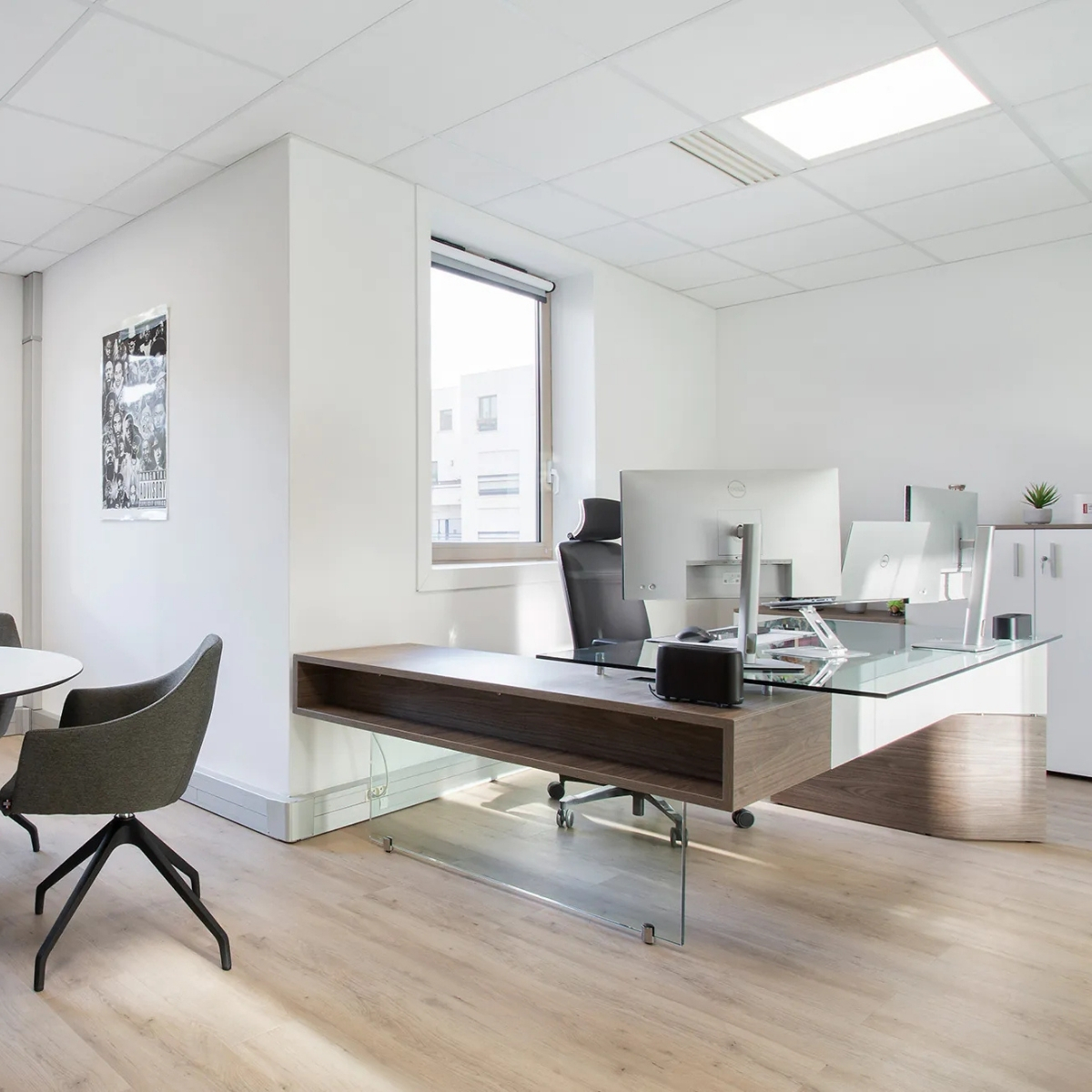 Fauteuil_direction_ergonomique_cuir_durable