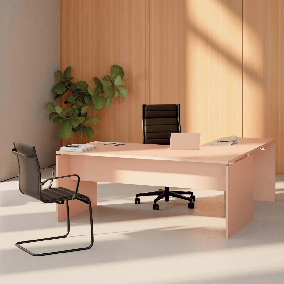Chaise_direction_intemporelle_simili_cuir_durable