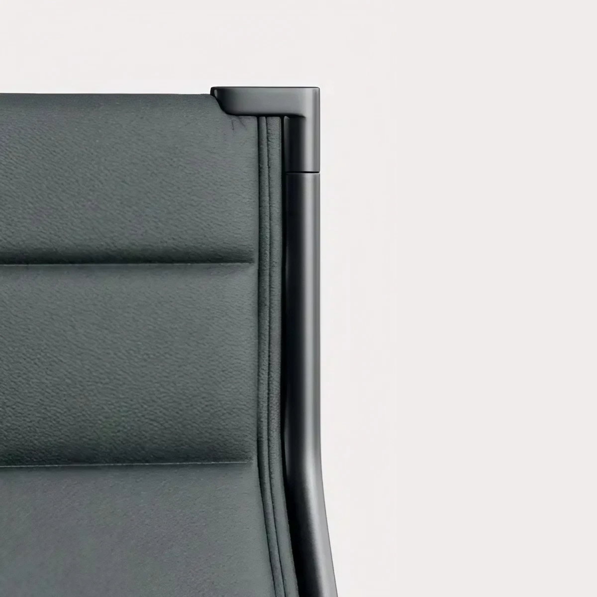 Chaise_direction_intemporelle_simili_cuir_dossier_haut