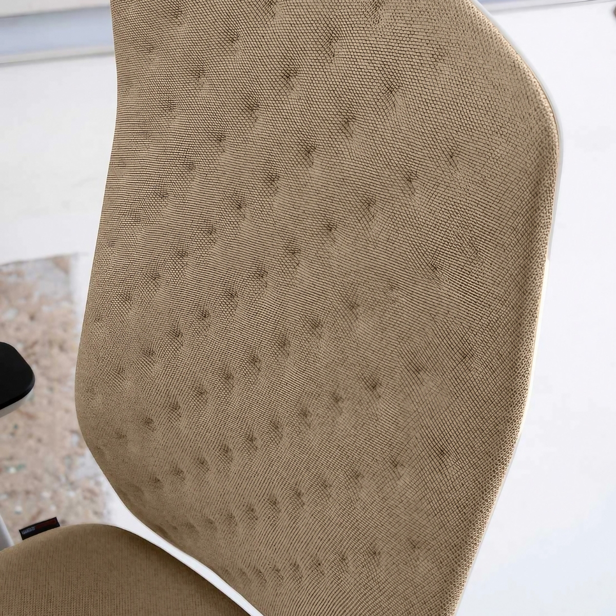 Chaise_direction_classique_dossier_rembourré_confortable
