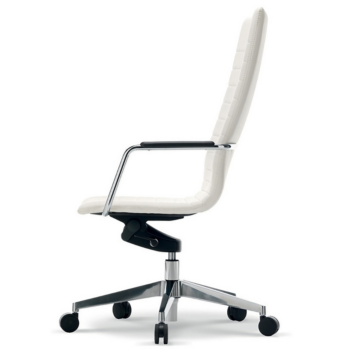Chaise_direction_métallique_eco_cuir_design
