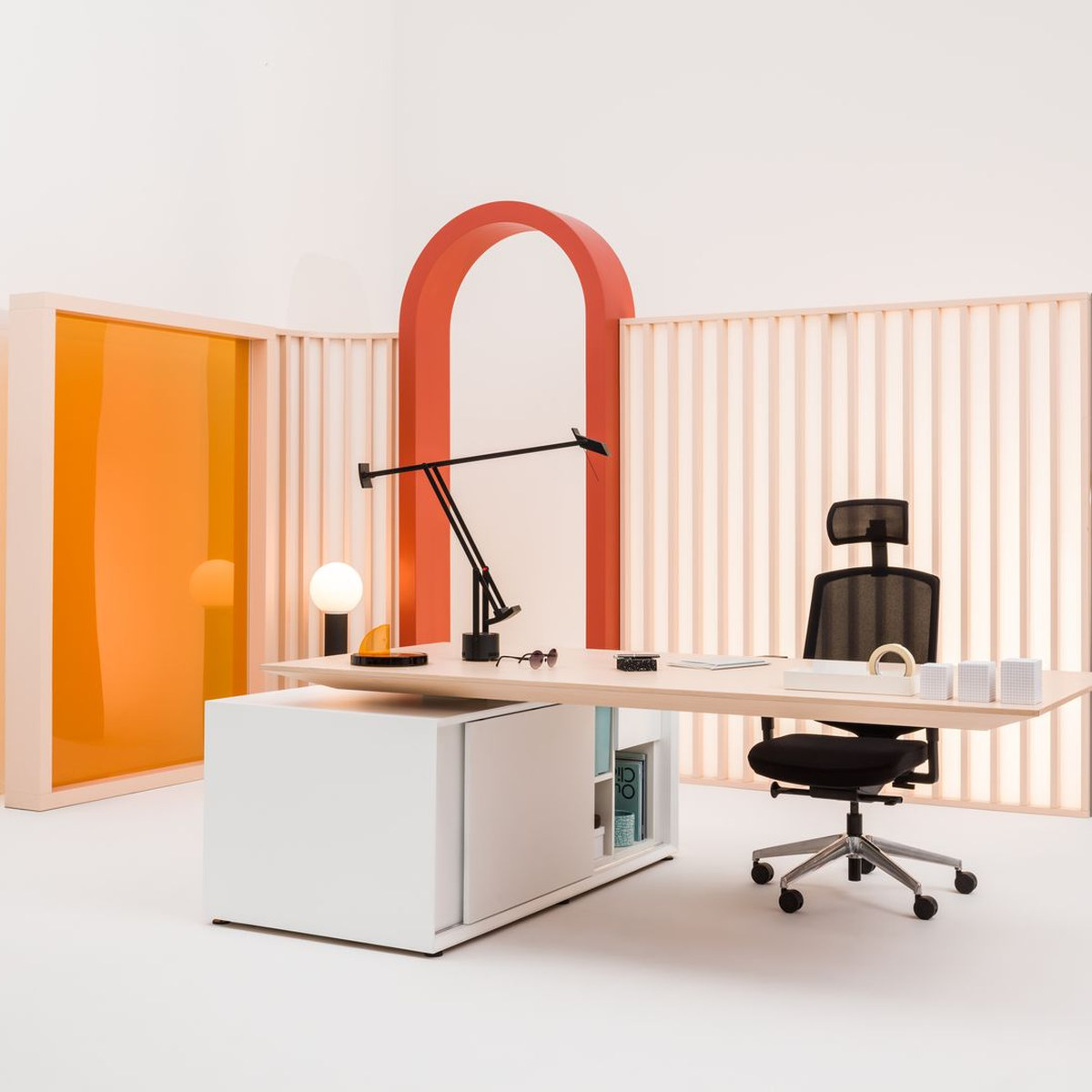 Bureau de direction haut de gamme électrique sur rangement porteur